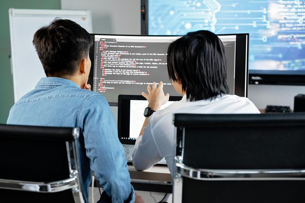 Comment bien choisir son logiciel pour mairie : guide pratique