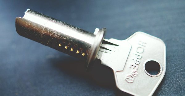Quelle touche pour réinitialiser un ordinateur ?