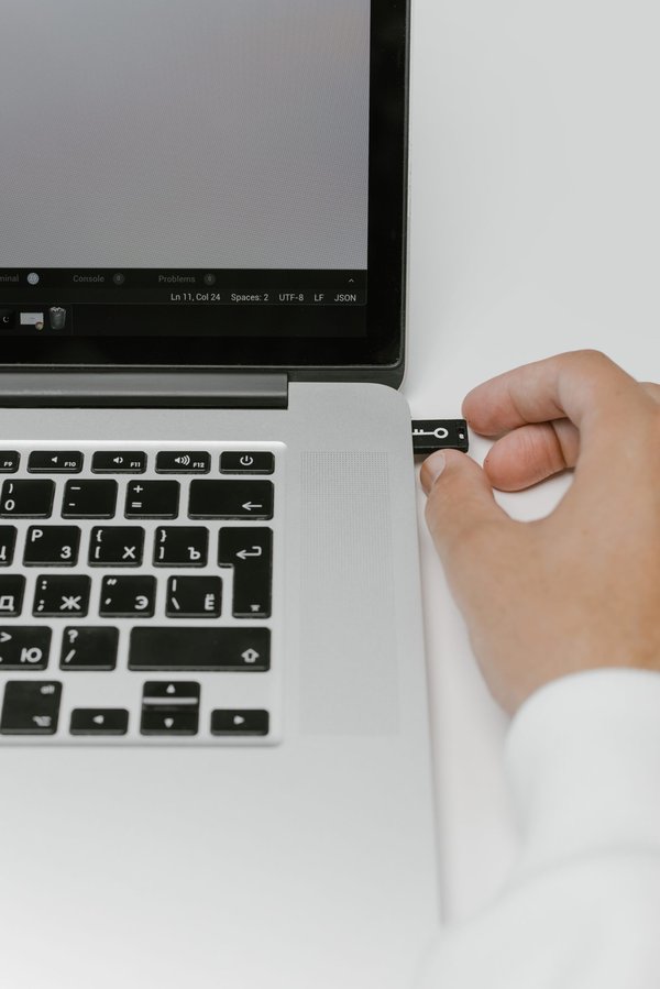 Comment télécharger Windows 7 sur clé USB gratuit ?